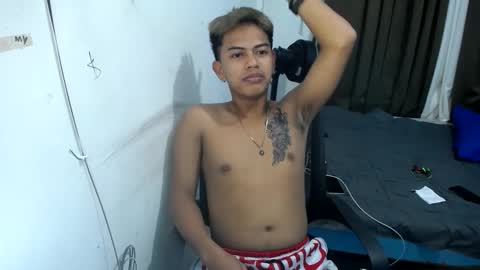 Snapshot of boyax16 chatting on 02.08.25 boyax16 online show from 02.08.25