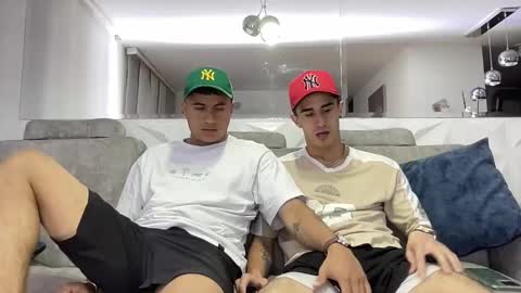 Snapshot of boyfriend_fuckme chatting on 02.15.25 Felipe  online show from 02.15.25