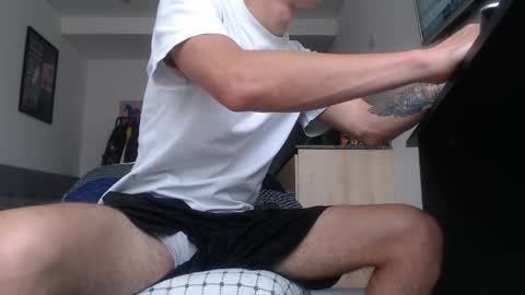 Felipe  online show from 11.27.25