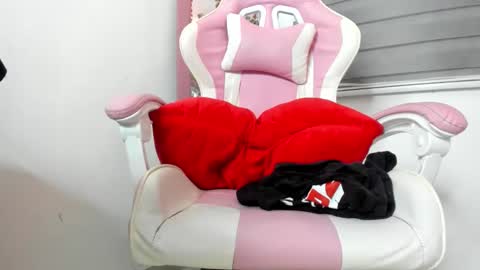 Snapshot of boyhornysex55 chatting on 10.16.25 boyhornysex55 online show from 10.16.25