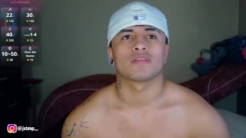 Snapshot of boylatin_777 chatting on 07.30.26 miguel online show from 07.30.26