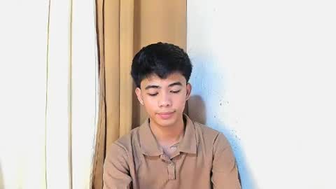 Snapshot of boynextdoor4ux chatting on 06.12.26 HI IM JAMES DONT FORGET GIVE ME THUMBS UP AND JOIN TO MY FANCLUB online show from 06.12.26