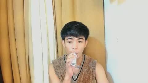 Snapshot of boynextdoor4ux chatting on 06.30.26 HI IM JAMES DONT FORGET GIVE ME THUMBS UP AND JOIN TO MY FANCLUB online show from 06.30.26