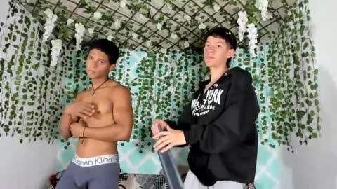 boys4hot_777 online show from 03.04.25