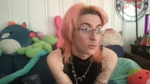 boywithbug online show from 02.04.25