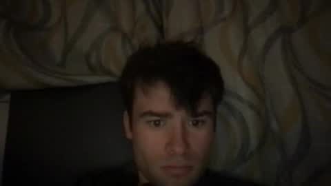 Snapshot of bozoluninss chatting on 10.12.25 Jeff online show from 10.12.25