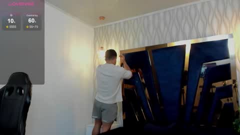 Snapshot of brad_summer chatting on 10.17.25 brad summer online show from 10.17.25