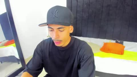 Snapshot of brad_usma chatting on 02.02.25 BRAD USMA online show from 02.02.25