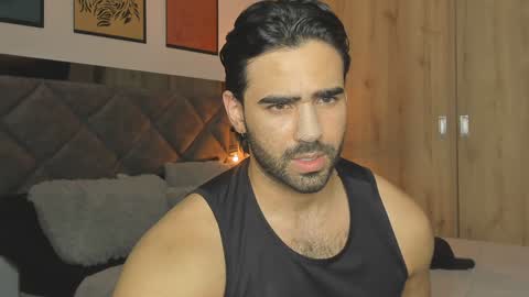 bradleymartin7 online show from 12.11.24