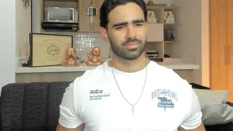 bradleymartin7 online show from 10.20.25