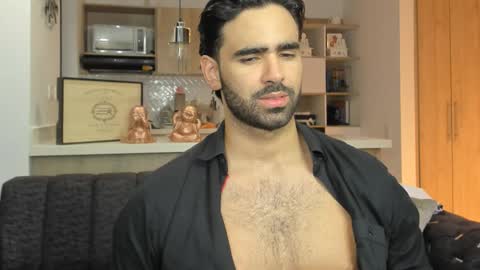 bradleymartin7 online show from 10.31.25