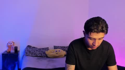 BradLovEmma  online show from 01.13.25