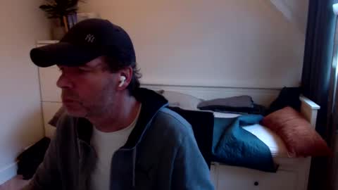 Snapshot of bram1944972145 chatting on 12.09.24 Bram online show from 12.09.24