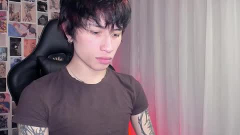 Snapshot of brand741 chatting on 10.20.25 Brand online show from 10.20.25