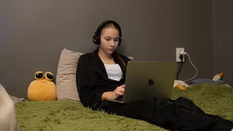 Alice online show from 11.30.25