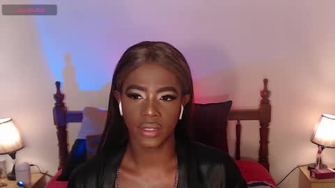 Snapshot of brandi_ross_ chatting on 10.06.25 Brandy online show from 10.06.25