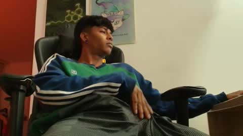 Snapshot of brandon_ball chatting on 10.16.25 Brandon Ball online show from 10.16.25