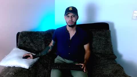 brandondark_ online show from 11.18.25