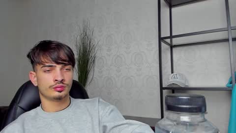 BrandonTateX online show from 12.04.24