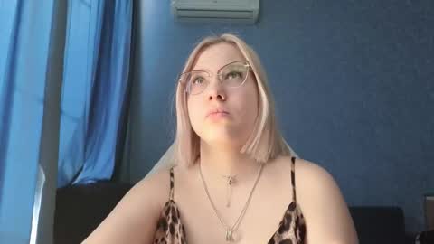 Belle  online show from 03.23.26