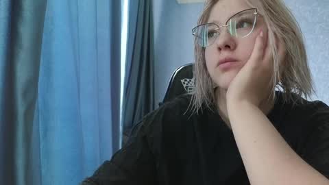 Belle  online show from 04.12.26