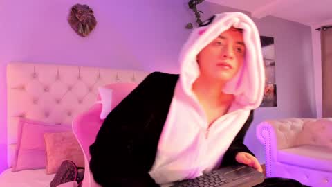   online show from 12.23.24