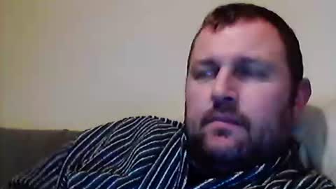 Snapshot of brasso1982 chatting on 01.04.25 willywinker online show from 01.04.25