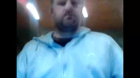 Snapshot of brasso1982 chatting on 10.14.25 willywinker online show from 10.14.25