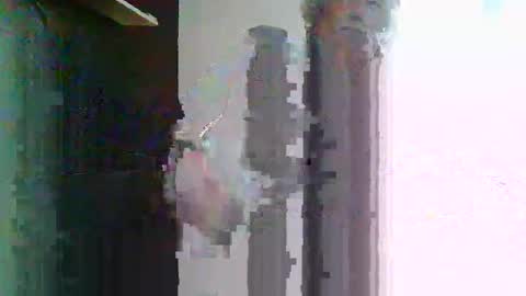 Snapshot of brasstaferraille chatting on 09.10.25 viny online show from 09.10.25
