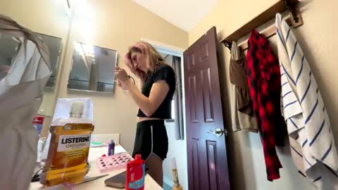 bray19509 online show from 12.14.25