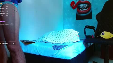 Snapshot of bray_hotboy chatting on 12.08.24 Bray Hotboy online show from 12.08.24