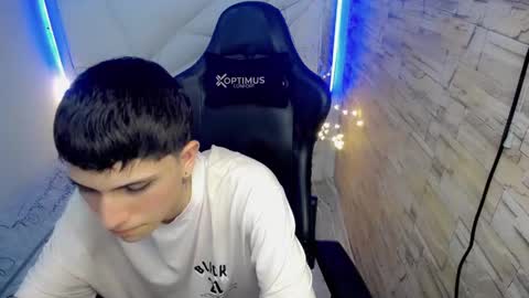 Snapshot of brayan_lopezz chatting on 12.05.24 BRAYAN online show from 12.05.24