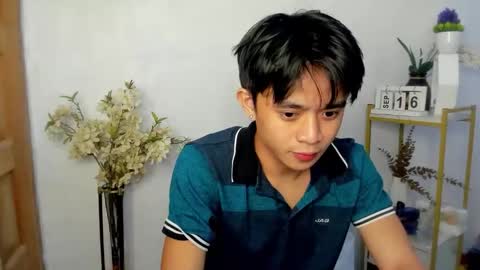 Snapshot of brazeen chatting on 09.16.25 brazeen online show from 09.16.25