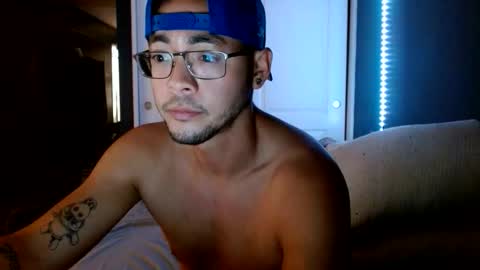 Breadcrumbsss online show from 11.02.25