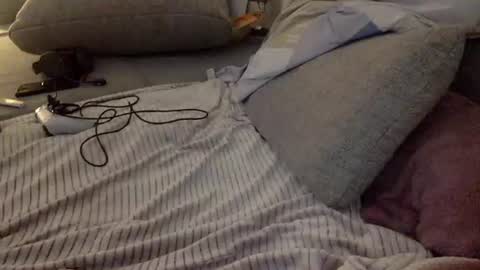 breezydicks online show from 10.31.25