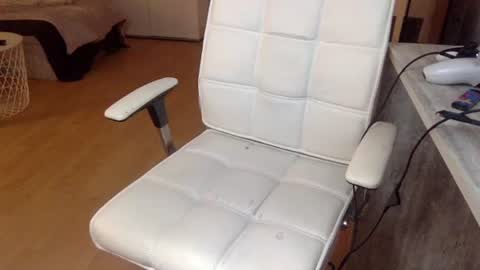 Snapshot of breezydicks chatting on 11.08.25 breezydicks online show from 11.08.25