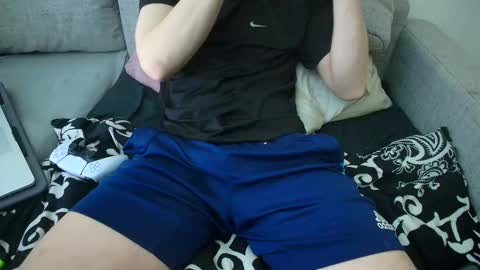 Snapshot of breezydicks chatting on 03.24.26 breezydicks online show from 03.24.26