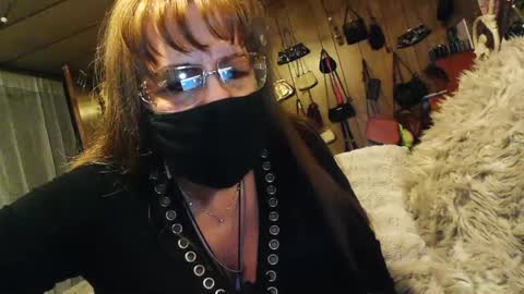 Snapshot of breezywinds963 chatting on 10.09.25 breezywinds963 online show from 10.09.25