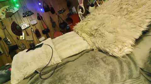 Snapshot of breezywinds963 chatting on 10.09.25 breezywinds963 online show from 10.09.25