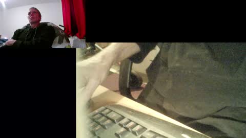 Snapshot of bremer64 chatting on 12.11.24 bremer64 online show from 12.11.24