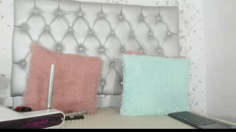 Snapshot of brenda_sofia2 chatting on 05.25.26 brenda sofia2 online show from 05.25.26