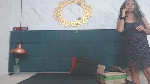 BRENDA VELASQUEZ online show from 11.11.25