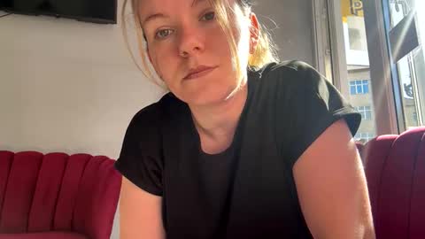 Brenda online show from 05.04.26