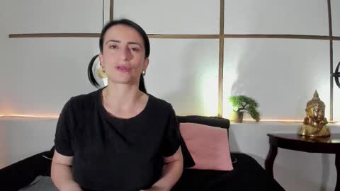 MeganBeaked online show from 10.14.25