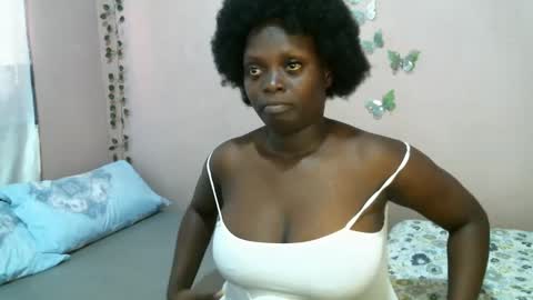 Snapshot of brennabaibe chatting on 02.13.25 Brenda xxx online show from 02.13.25