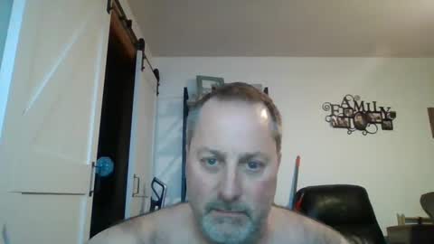 Snapshot of brettsky chatting on 12.05.24 hey online show from 12.05.24