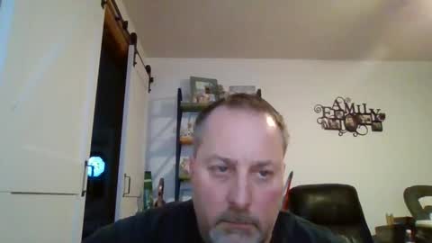Snapshot of brettsky chatting on 01.12.25 hey online show from 01.12.25