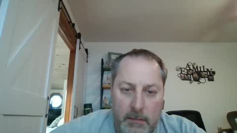 Snapshot of brettsky chatting on 02.05.25 hey online show from 02.05.25