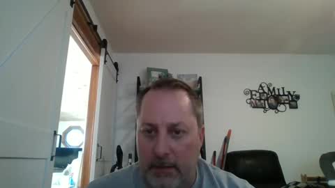 Snapshot of brettsky chatting on 03.07.25 hey online show from 03.07.25