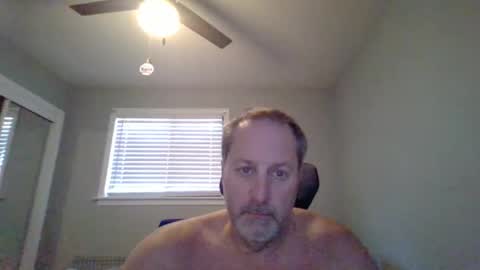 Snapshot of brettsky chatting on 04.08.26 hey online show from 04.08.26